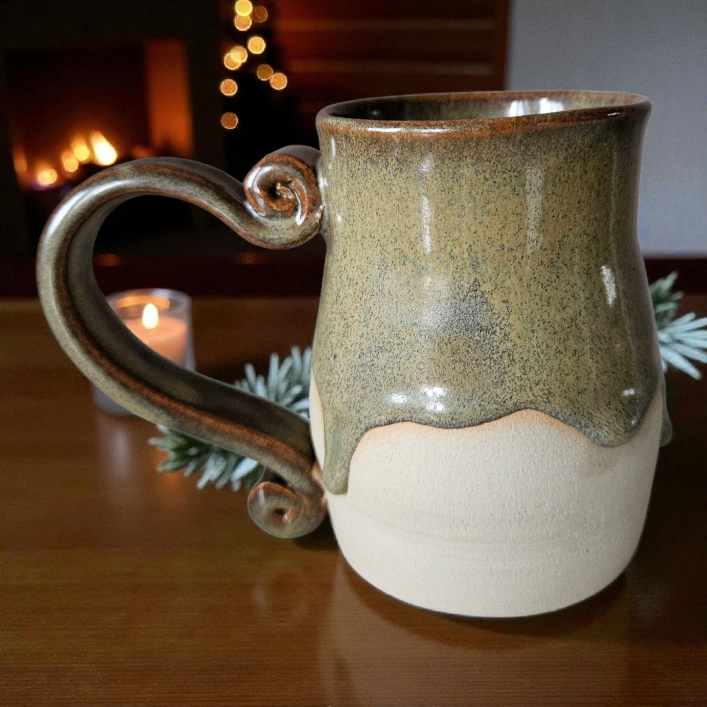 Drips Keramikmugg - handgjord - grön